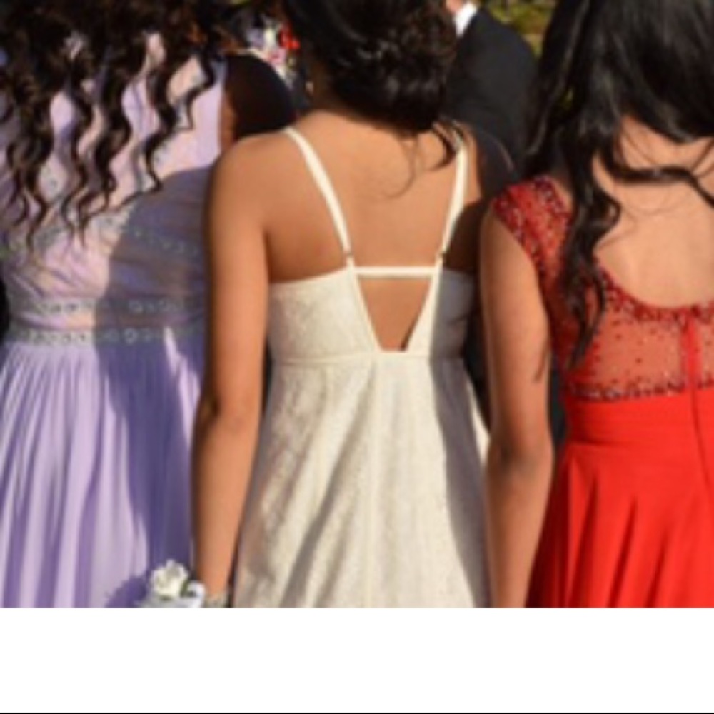 White Lace/Crochet Formal Dress - Picture 3 of 4